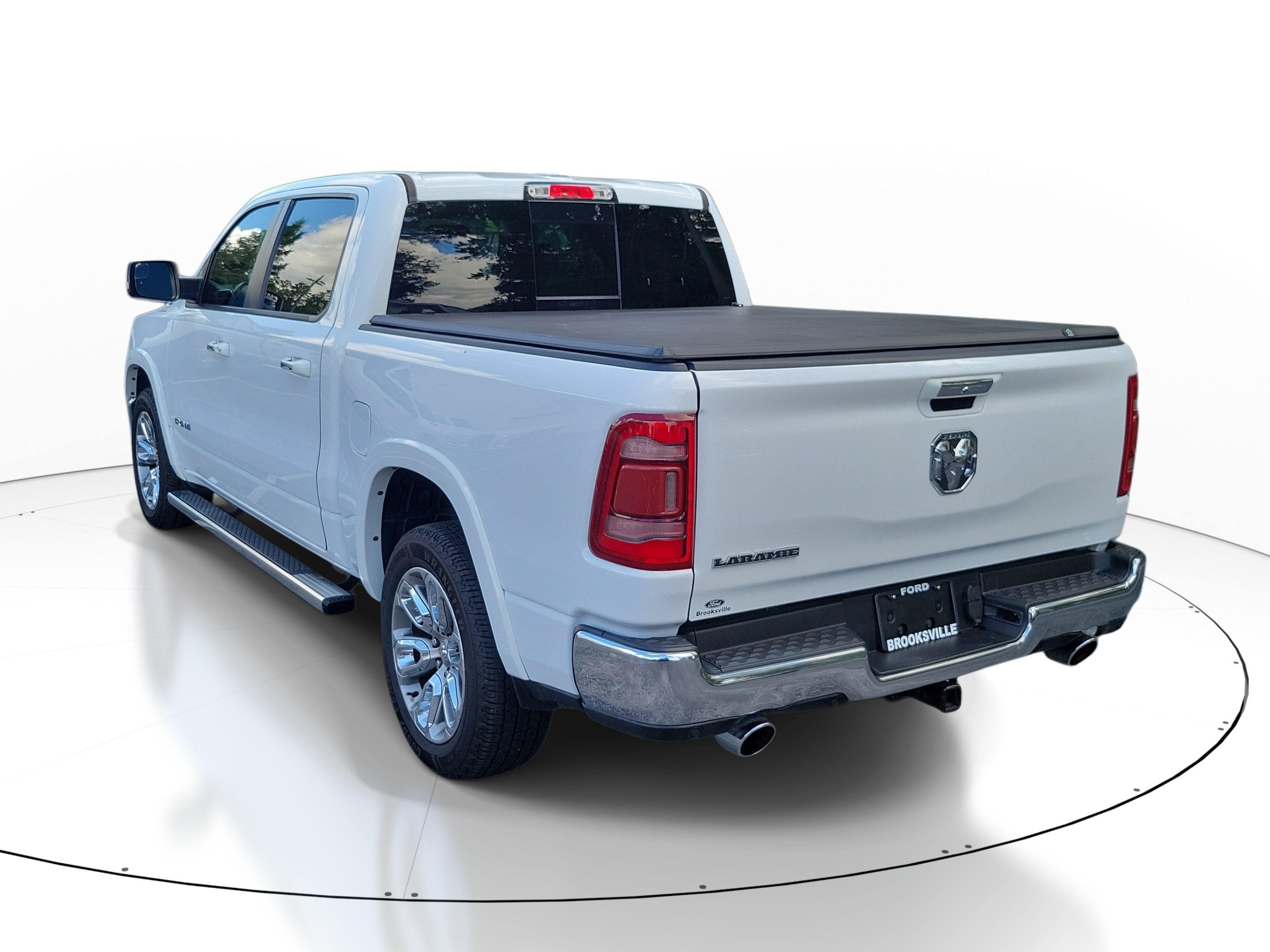 Used 2022 RAM 1500 Laramie RWD image 4