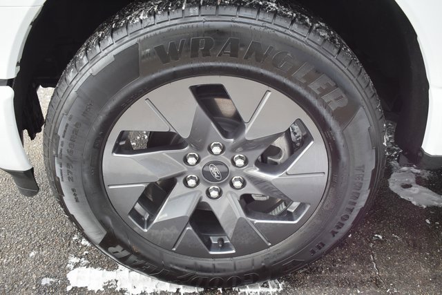 Used 2024 Ford F150 Lightning Lariat image 59