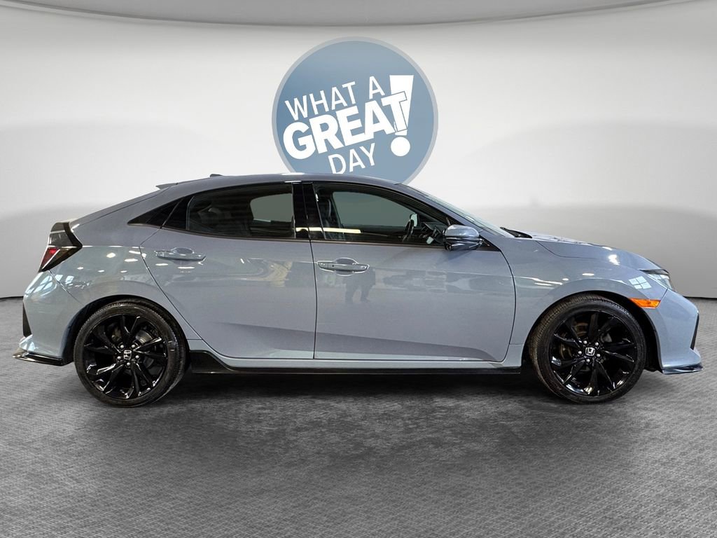 Used 2019 Honda Civic Sport Touring image 2