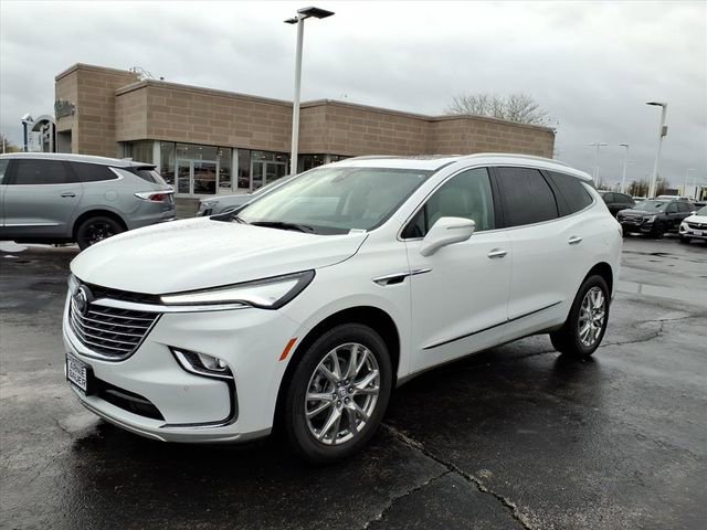 Used 2024 Buick Enclave Essence w/ Experience Buick Package image 11