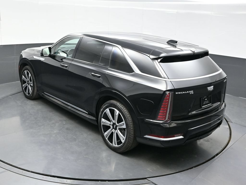 Certified 2026 Cadillac Escalade IQ Luxury 2 w/ LPO, Premium Carpet Package AWD/4WD image 34