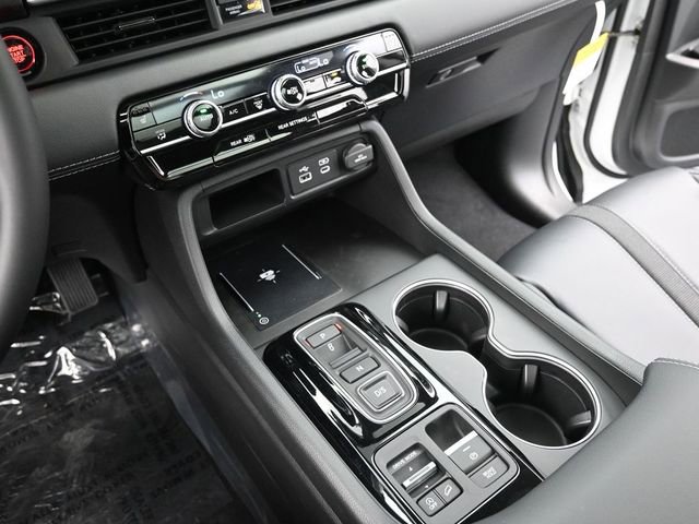New 2025 Honda Pilot Touring image 17