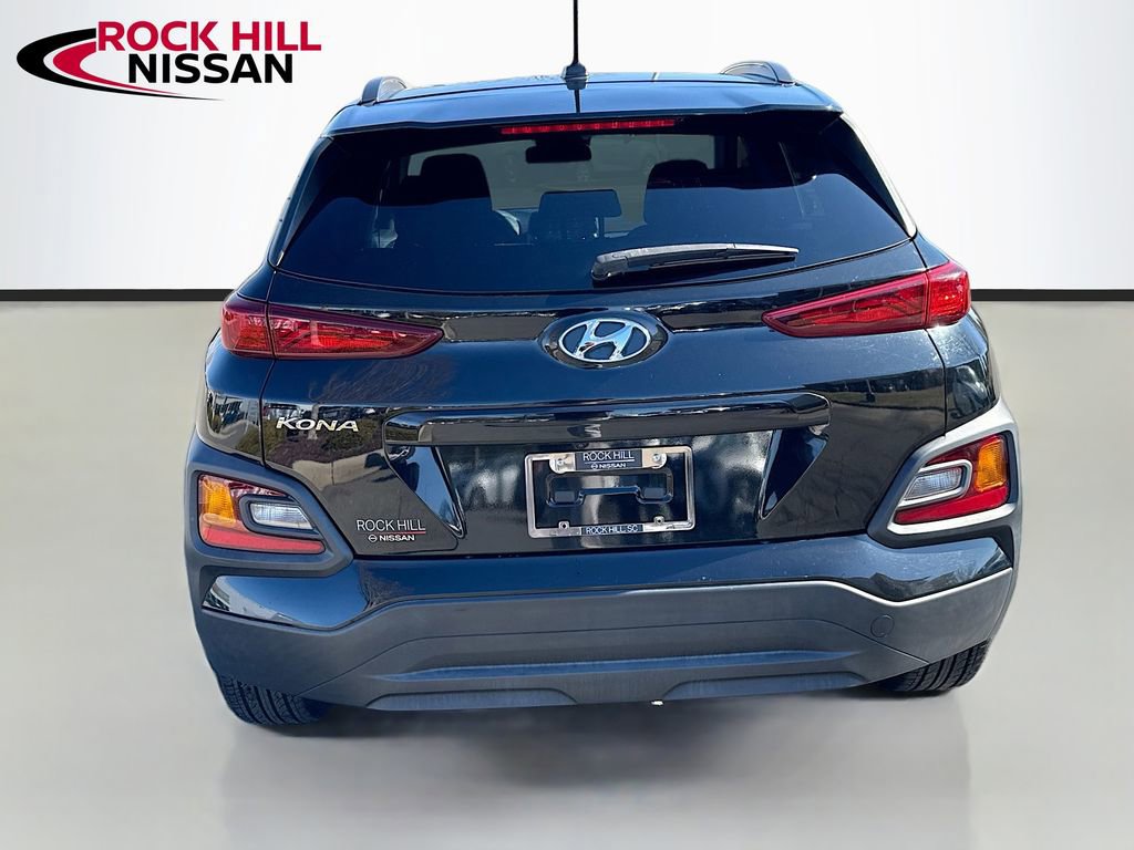 Used 2020 Hyundai Kona SEL w/ Cargo Package image 6