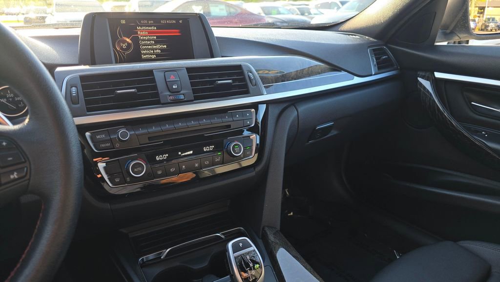 Used 2017 BMW 330i Sedan RWD image 36