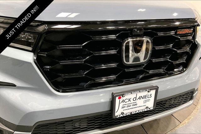 Used 2023 Honda Pilot TrailSport image 30