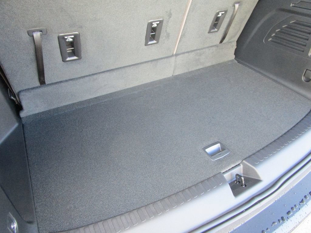 New 2026 GMC Acadia Elevation w/ Elevation Premium Package FWD image 16