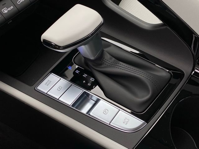 Certified 2025 Hyundai Elantra Limited image 19