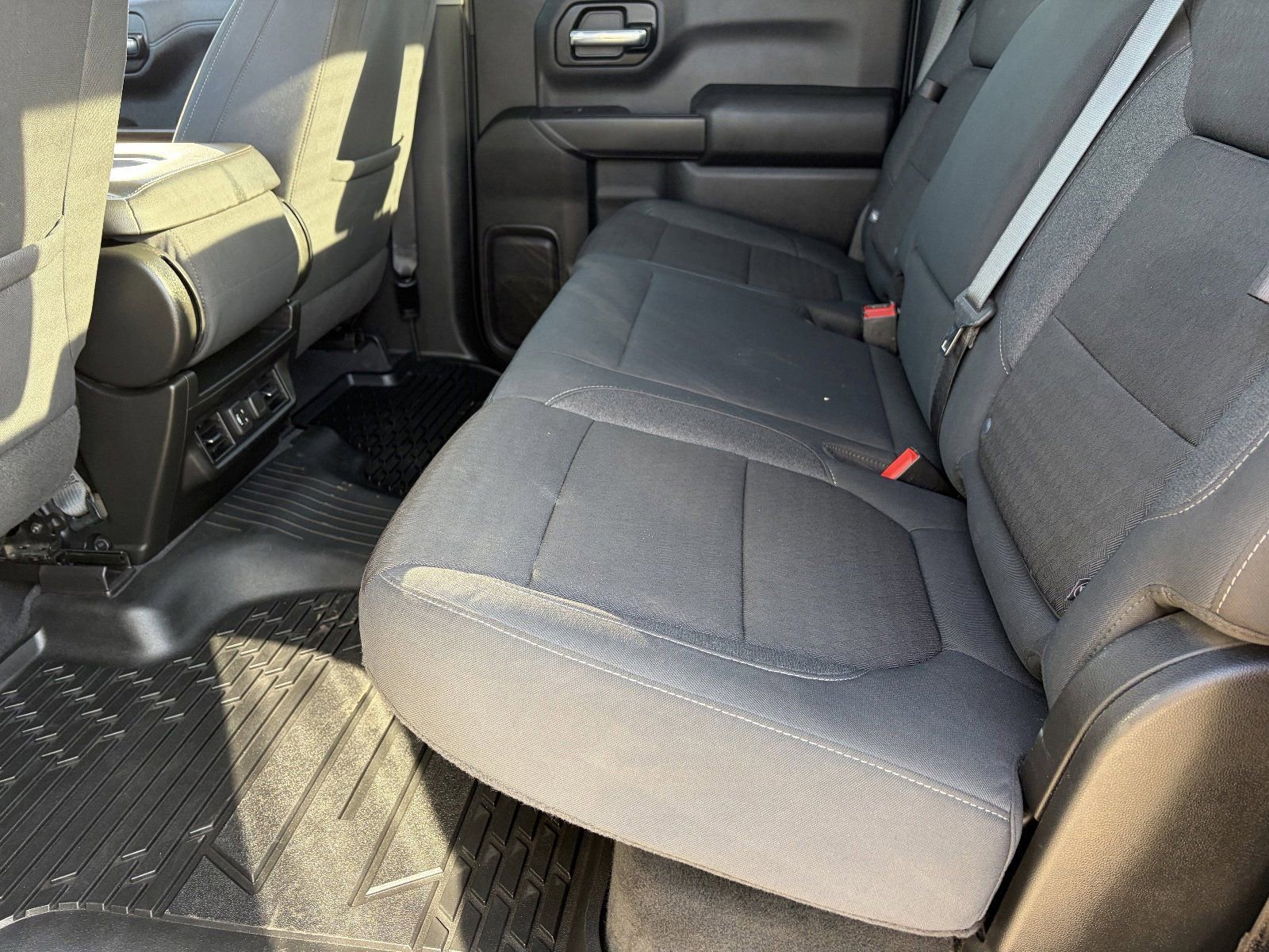 Used 2020 Chevrolet Silverado 1500 LT w/ All-Star Edition AWD/4WD image 18