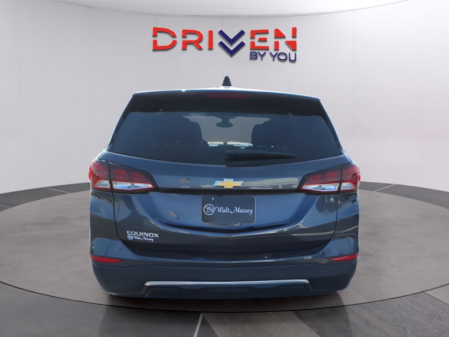 Used 2023 Chevrolet Equinox LT AWD/4WD image 4