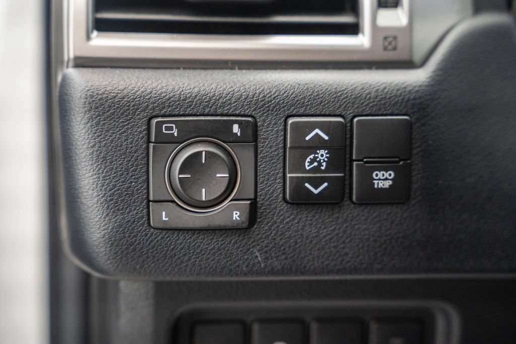 Used 2022 Lexus GX 460 Premium w/ Premium Plus Package AWD/4WD image 48