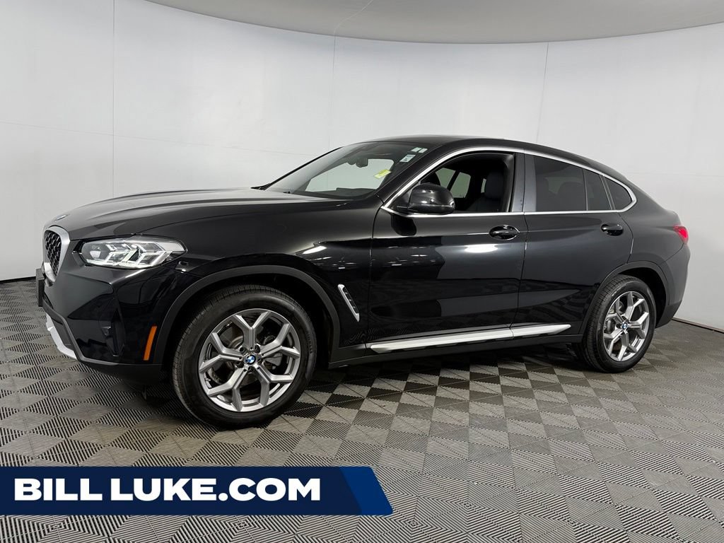 Used 2025 BMW X4 xDrive30i AWD/4WD image 1