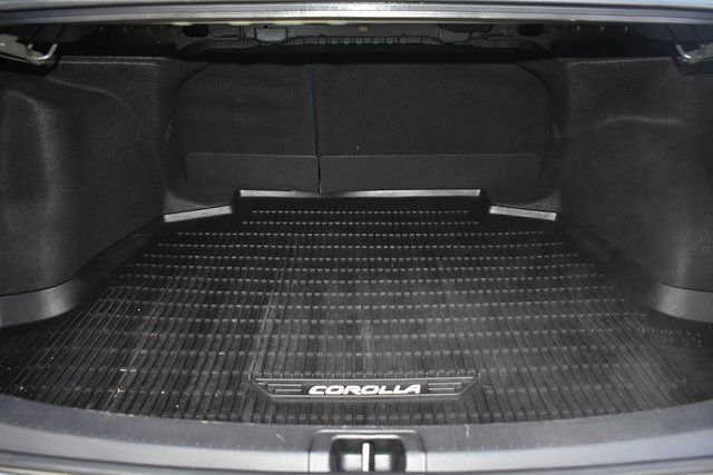 Used 2020 Toyota Corolla SE image 36