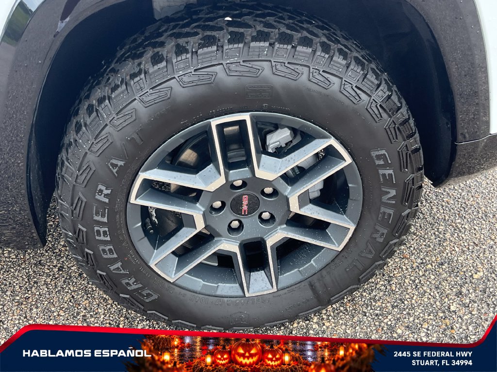 New 2026 GMC Terrain AT4 w/ Convenience Package III AWD/4WD image 21