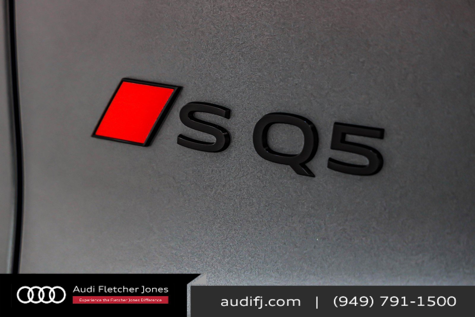 New 2025 Audi SQ5 Prestige image 9