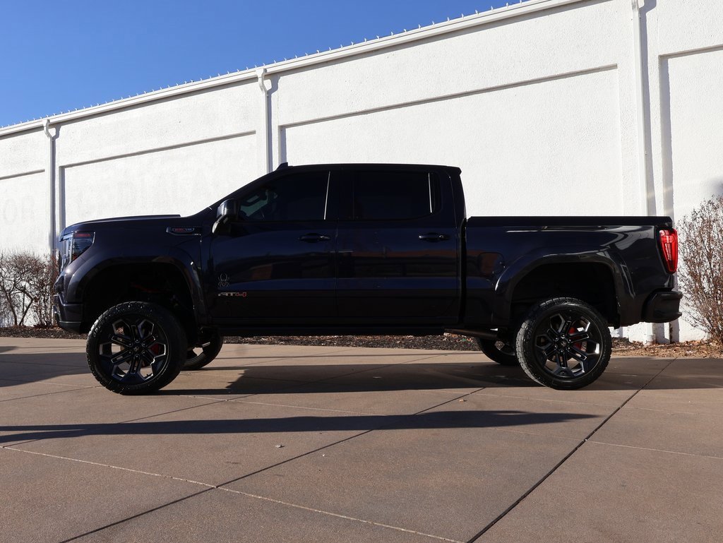 Used 2023 GMC Sierra 1500 AT4 w/ AT4 Premium Package image 5