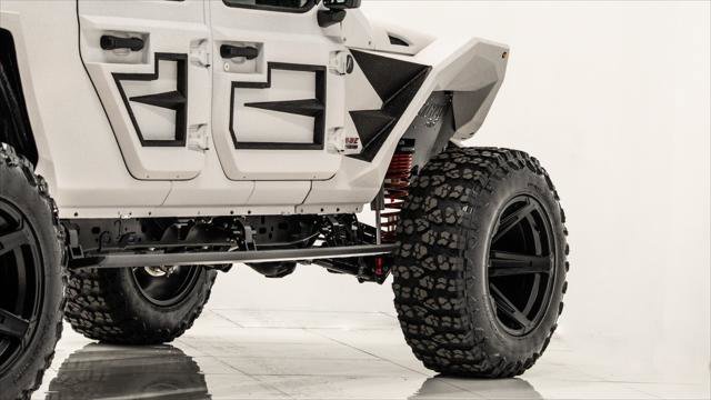 Used 2025 Jeep Gladiator Sport image 3