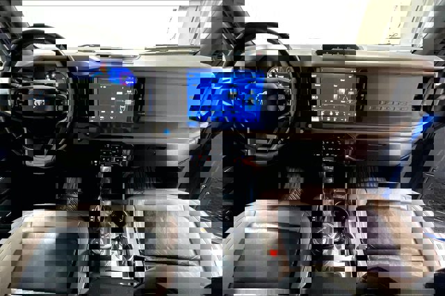 Used 2024 Ford Bronco Wildtrak AWD/4WD image 15