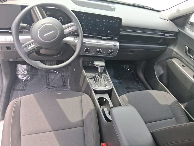 Used 2026 Hyundai Kona SE FWD image 12
