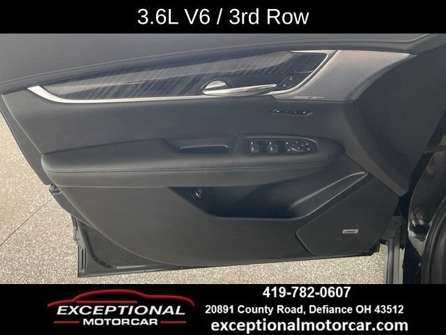 Used 2024 Cadillac XT6 Premium Luxury w/ LPO, Floor Liner Package AWD/4WD image 34