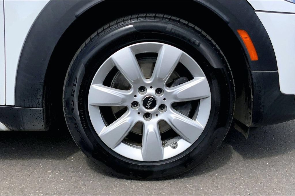 Used 2019 MINI Cooper Countryman w/ Storage Package FWD image 9