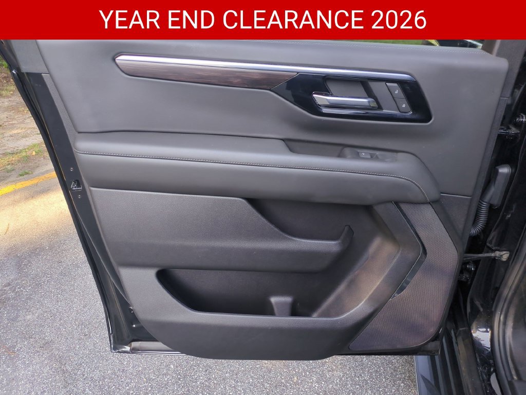 New 2026 Chevrolet Suburban LS w/ LS Custom Edition AWD/4WD image 28