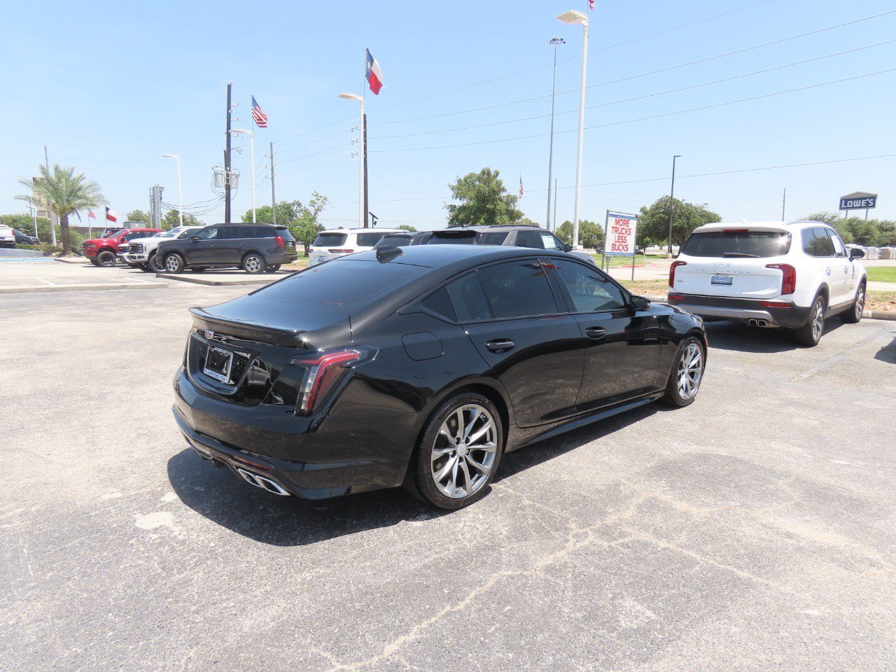 Used 2023 Cadillac CT5 V w/ Premium Package RWD image 11