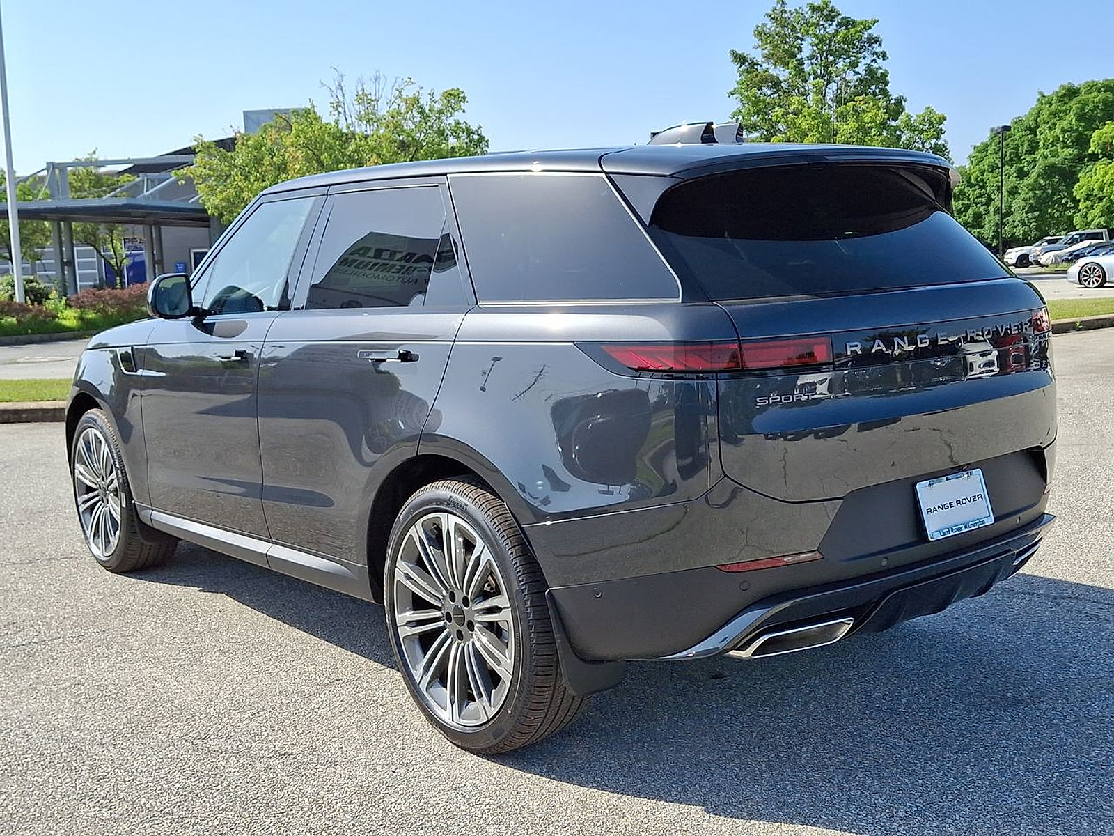 New 2026 Land Rover Range Rover Sport SE AWD/4WD image 28