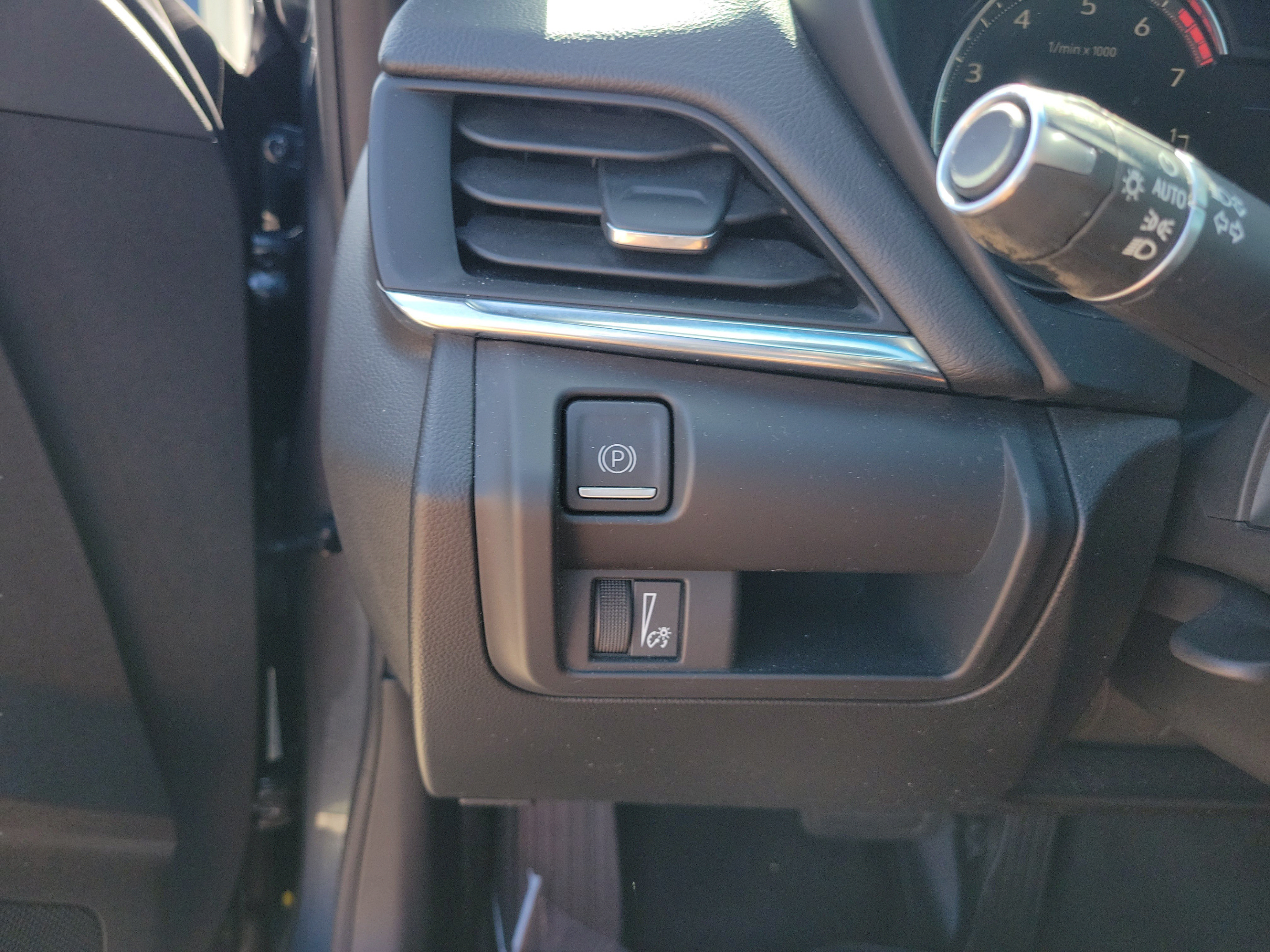 Used 2021 Cadillac CT4 Premium Luxury RWD image 19