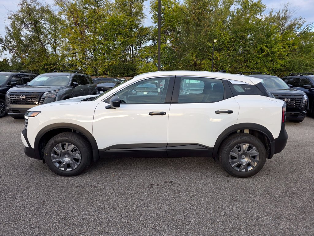 New 2027 Nissan Kicks S FWD image 7