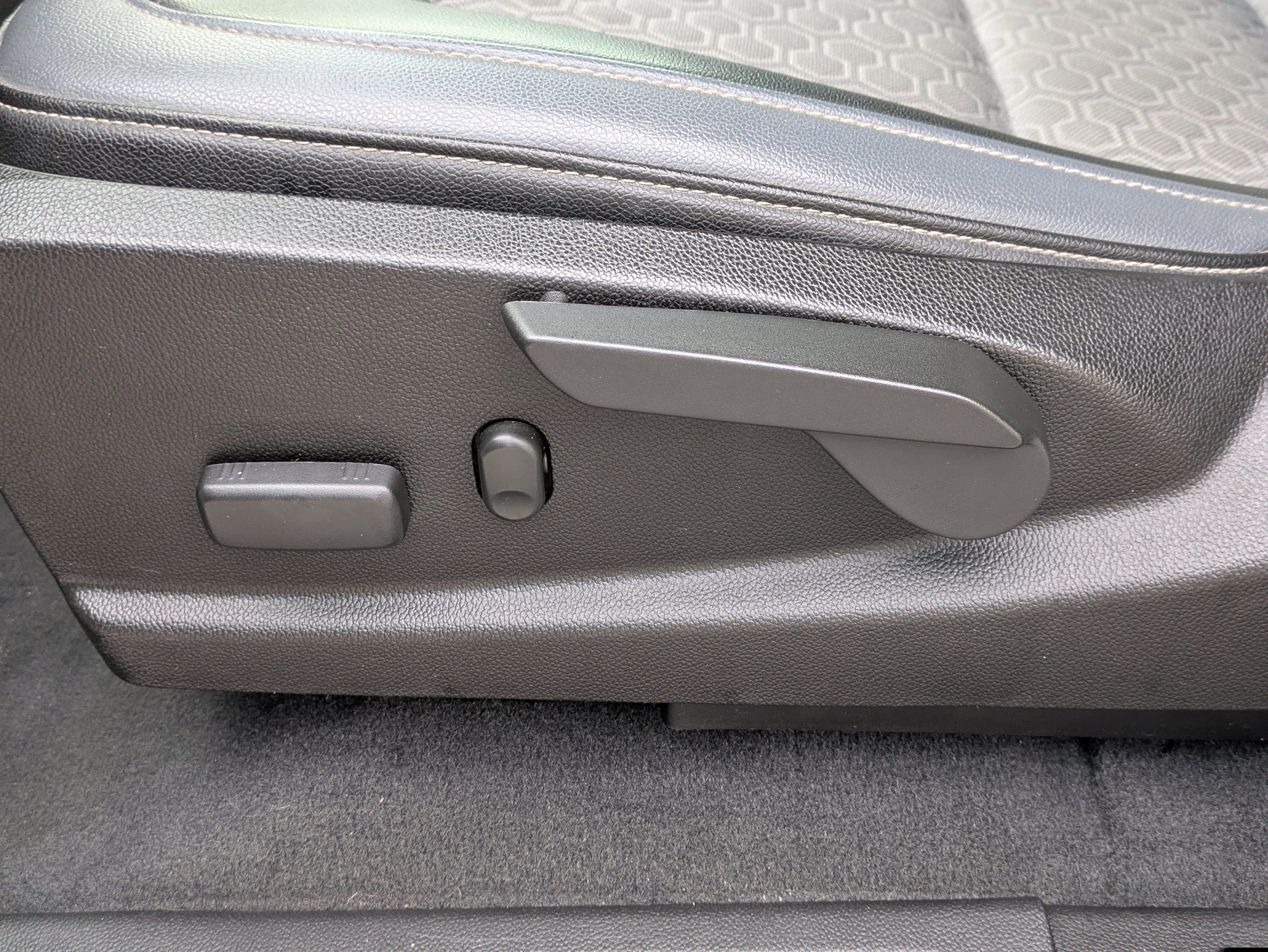 Used 2019 Chevrolet Colorado Z71 image 24