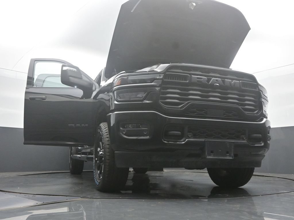 Used 2025 RAM 2500 Big Horn AWD/4WD image 60