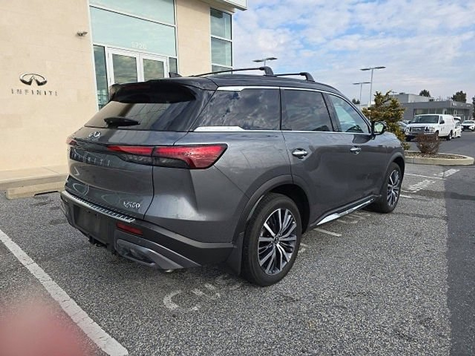 Certified 2025 INFINITI QX60 Autograph w/ Cargo Package AWD/4WD image 7