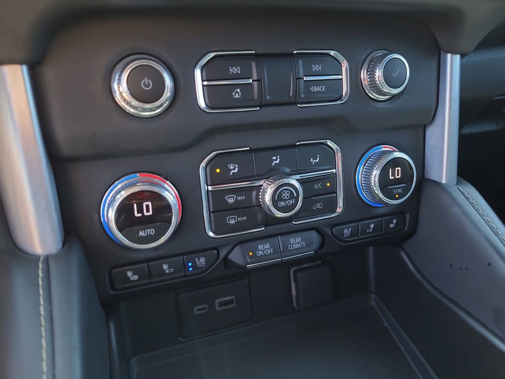 Used 2023 GMC Yukon SLT image 28
