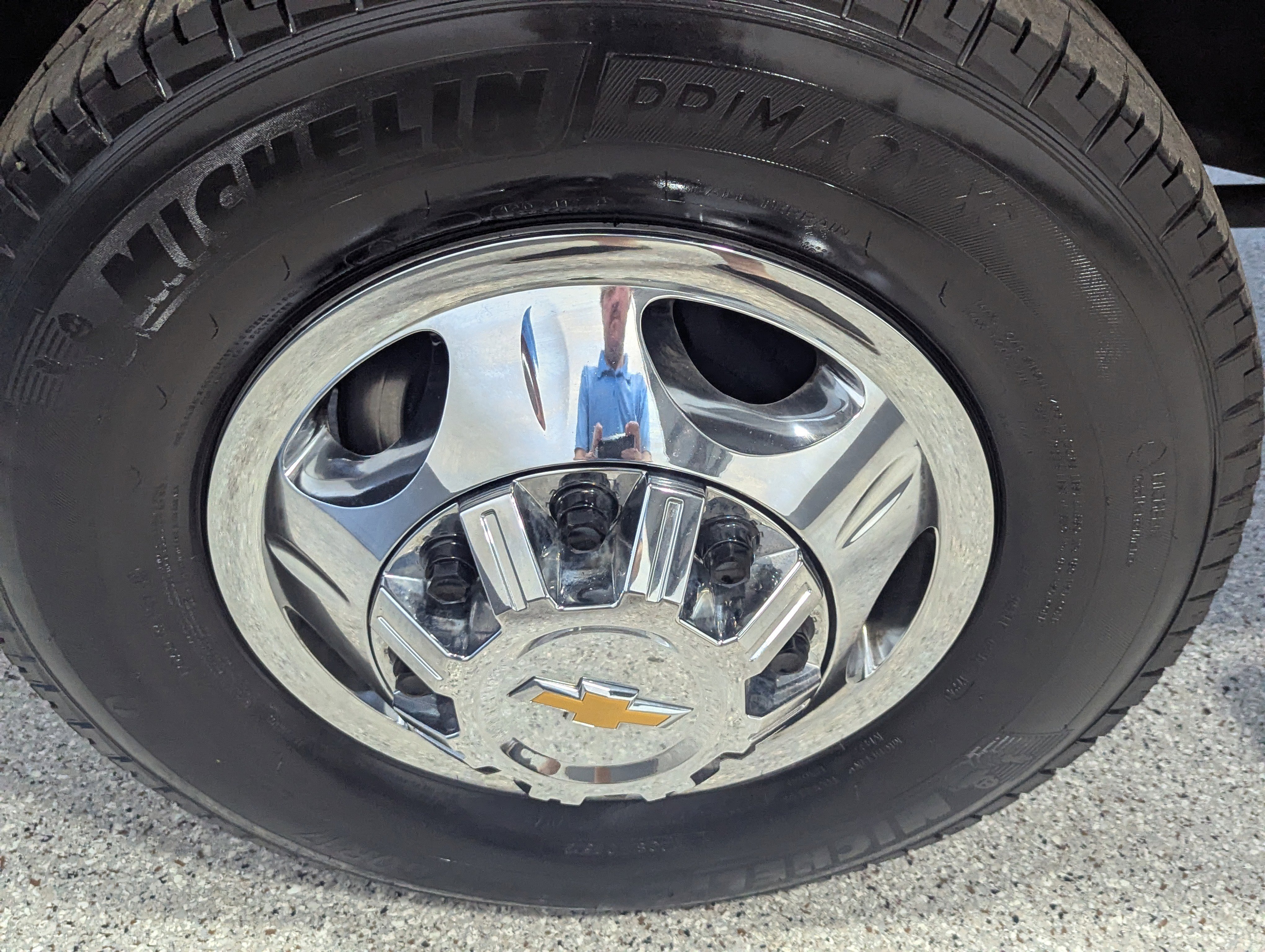 Used 2025 Chevrolet Silverado 3500 LTZ w/ LTZ Plus Package image 9