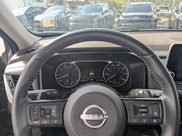 Used 2023 Nissan Rogue SV w/ SV Premium B Package FWD image 26