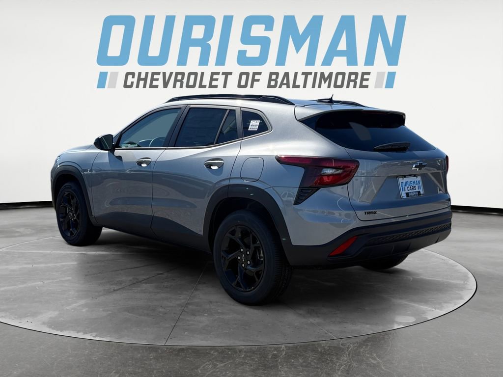 New 2026 Chevrolet Trax LT w/ Sunroof Package image 4