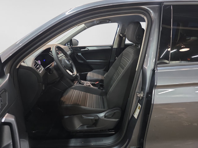Used 2022 Volkswagen Tiguan S AWD/4WD image 11