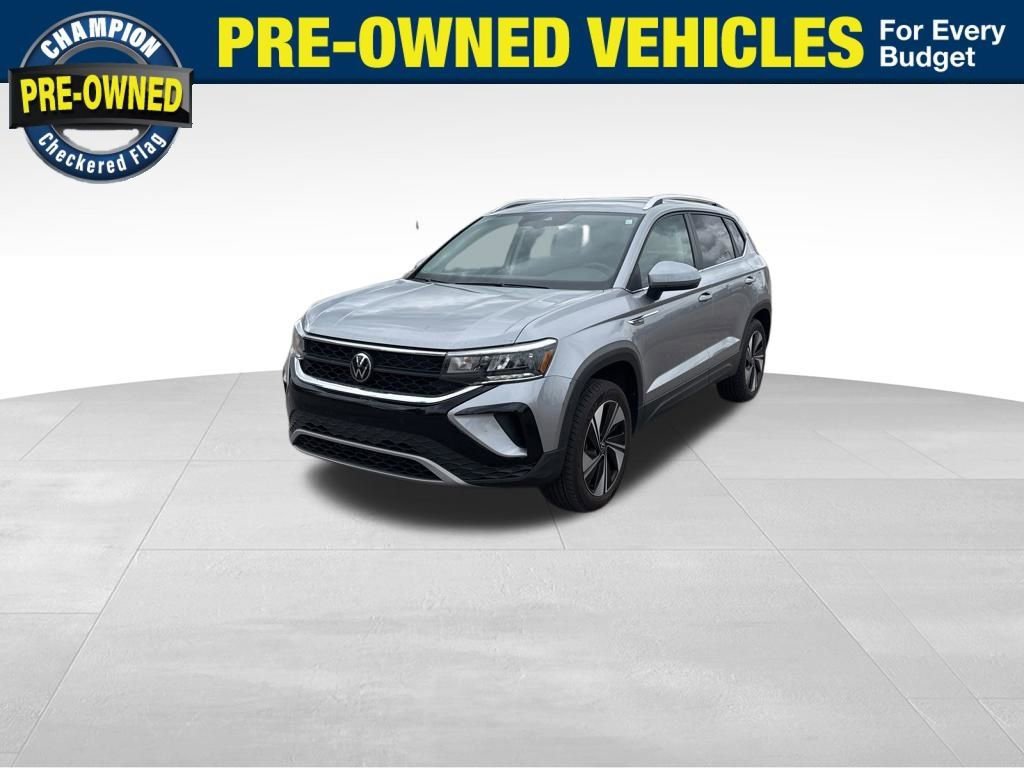 Used 2023 Volkswagen Taos SE AWD/4WD image 1