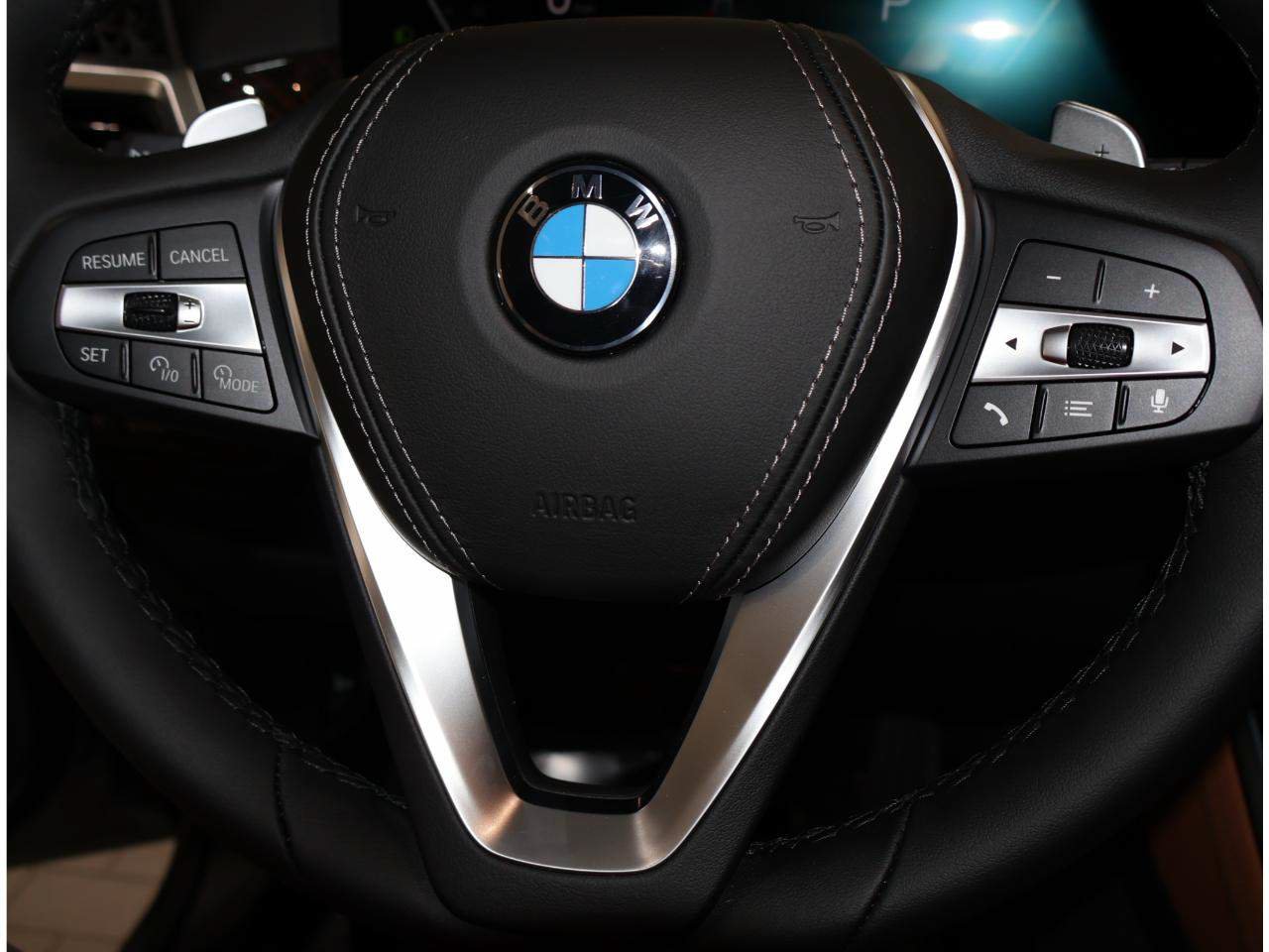 Used 2026 BMW X5 xDrive40i w/ Premium Package AWD/4WD image 21
