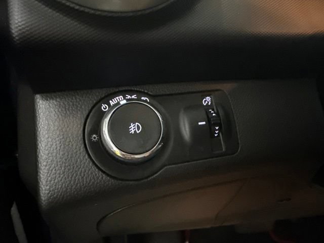 Used 2020 Chevrolet Sonic LT w/ Convenience Package FWD image 14