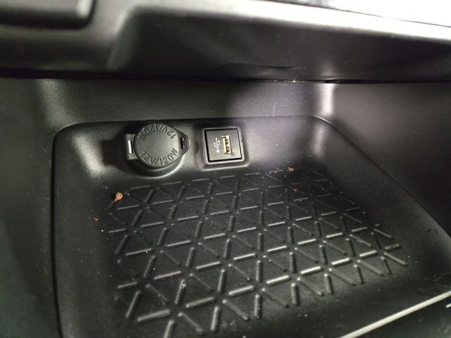 Used 2025 Toyota RAV4 XLE image 24