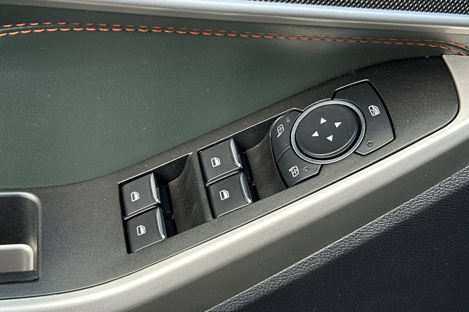 Used 2022 Ford Explorer Timberline AWD/4WD image 11