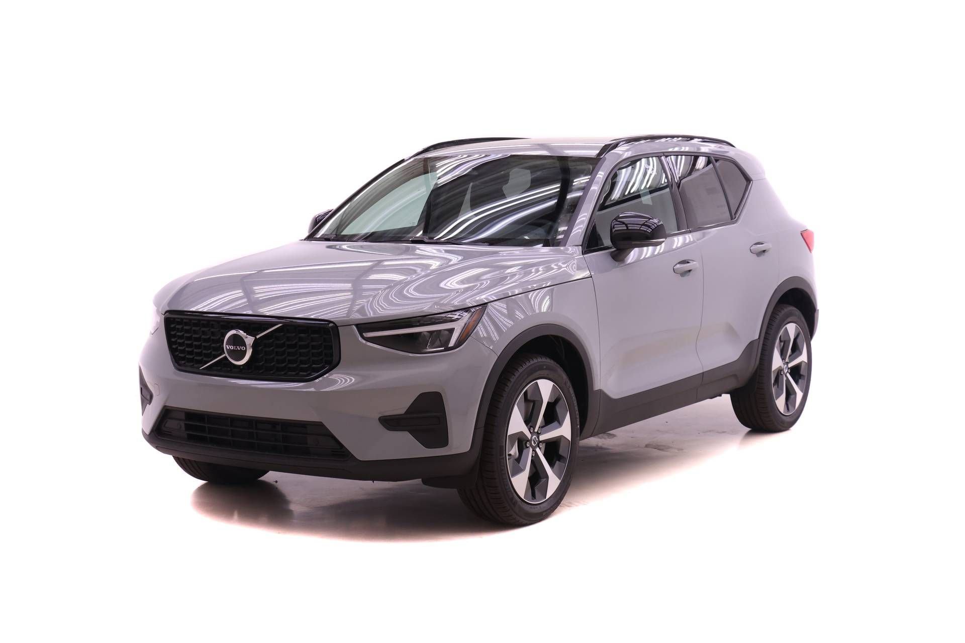 New 2026 Volvo XC40 B5 Core