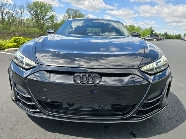 Used 2024 Audi RS e-tron GT w/ Carbon Performance Package AWD/4WD image 18