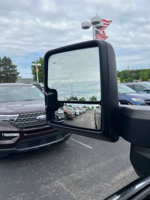 Used 2024 GMC Sierra 3500 Denali Ultimate AWD/4WD image 27