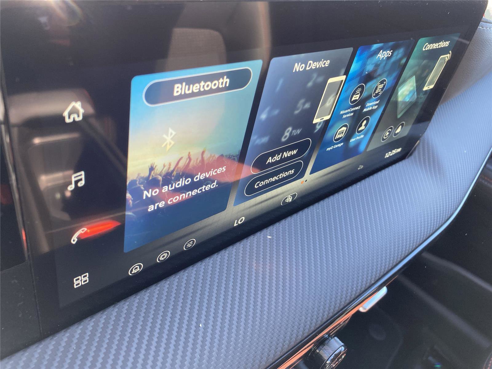 New 2026 Nissan Kicks SR image 11