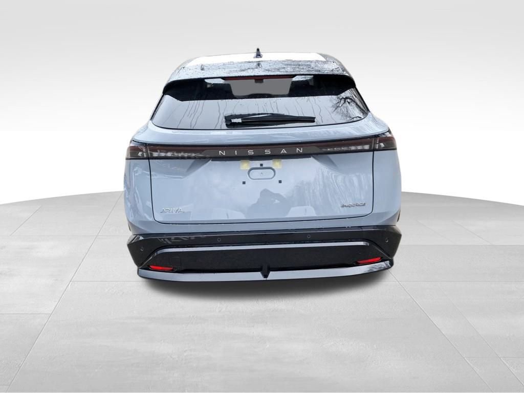 New 2025 Nissan Ariya AWD image 4