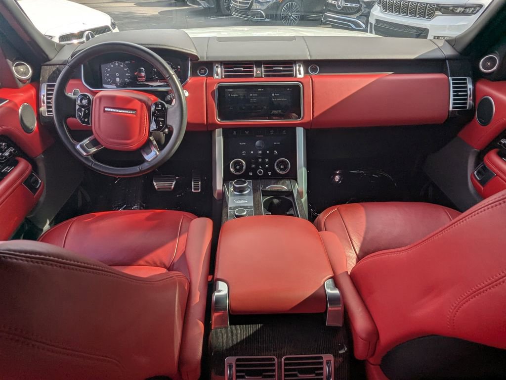 Used 2019 Land Rover Range Rover Autobiography image 2
