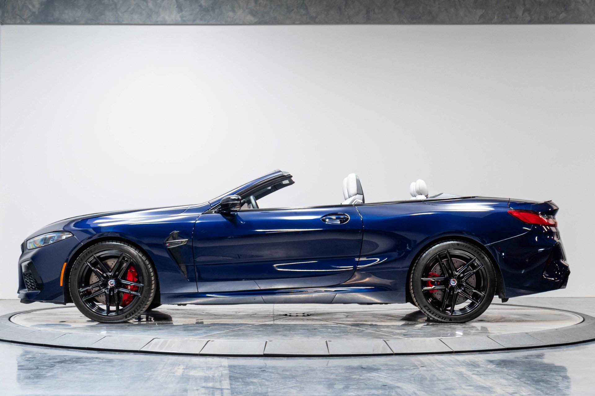 Used 2023 BMW M8 Competition AWD/4WD image 37