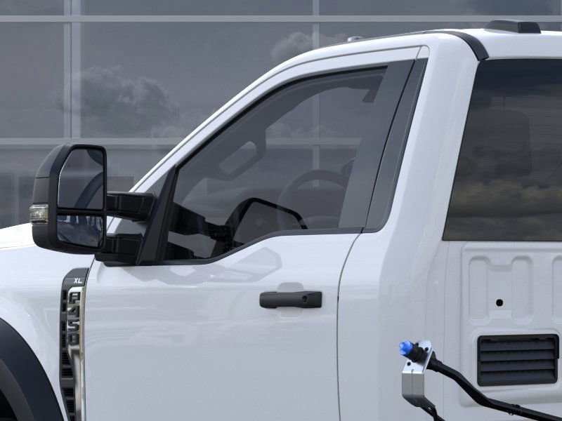 New 2025 Ford F450 XL w/ XL Chrome Package image 20
